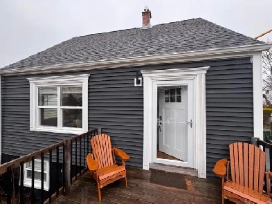 3 Bedroom Pet Friendly Main Unit North End Halifax Image# 2