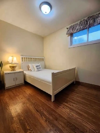 Upper Room Available Near Mohawk College Fennell Image# 1