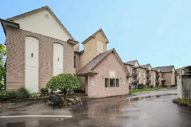 BEAUTIFULLY UPDATED CONDO - 2 BED, 1 BATH Image# 1