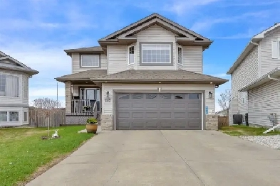 Family Home on Pie-Shaped Lot For Sale or For Trade Image# 1
