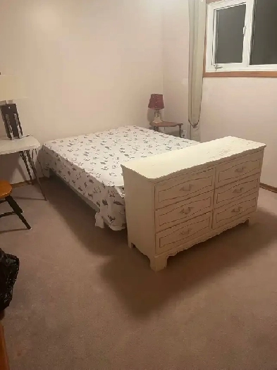 room for rent (Drumheller) Image# 1