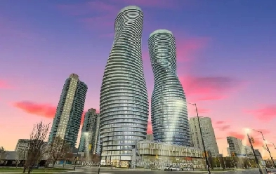 1 Bedroom   Den Condo for rent - Mississauga Beside Square One Image# 8