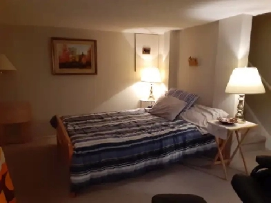 MAY 16- $750. Orleans. Parking available ( $25\mo). Min. 4 mont Image# 1