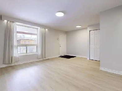 Spacious 2-Bedroom Main Floor Apartment for Rent – 67 Aikman Image# 1