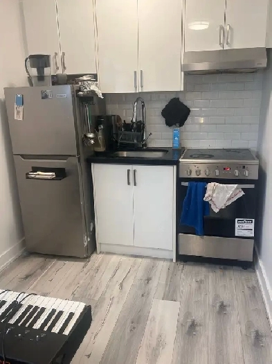 off lease furnished Studio apartment with bathroom   kitchen Image# 5
