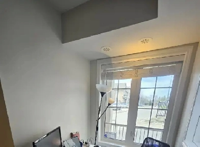 2 bed, 1 bath townhome available for lease in Ajax Image# 1