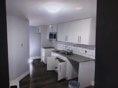 LUXURY HOMES UWO STUDENTS Image# 1