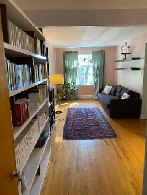 4.5 apartment, fully furnished, near Metro Jolicoeur. Image# 6