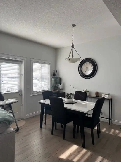 3 bed 3.5 bath town house for rent Image# 1