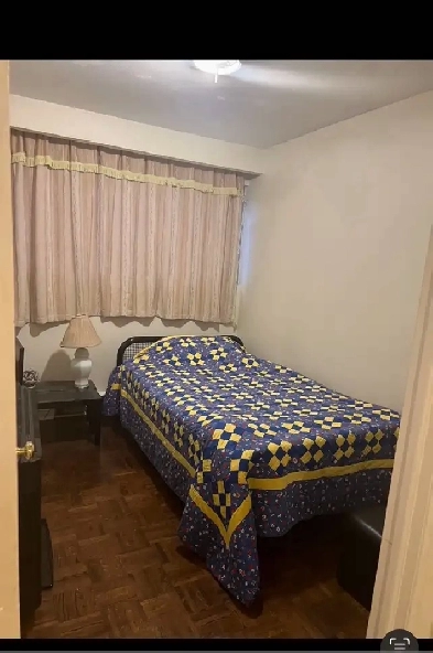 upstairs bedroom for rent Image# 1