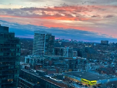 AVAILABLE NOW: Queen West L Penthouse Condo: 2bdr/2bth Image# 3