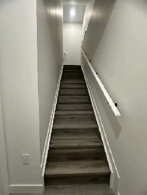 BRAND NEW 2-bedrooms /1 bath Basement Suite! Image# 10