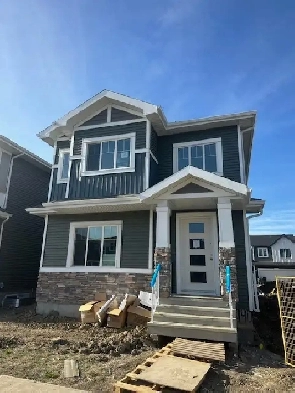 BRAND NEW 2-Storey Single-Family Home! Single Detached Garage! Image# 10