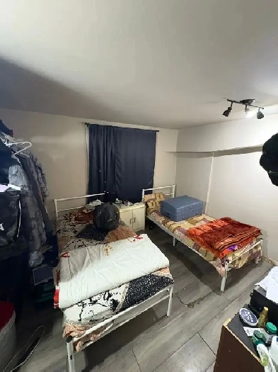 Shared room- Utilities Included Image# 2
