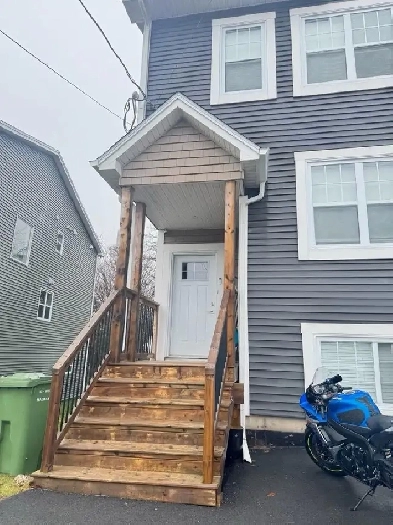 4 Bedroom townhouse from June 1st. Image# 1