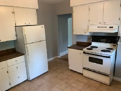 3 bedroom & possible 4th Duplex at 379 Bedford Highway Image# 2