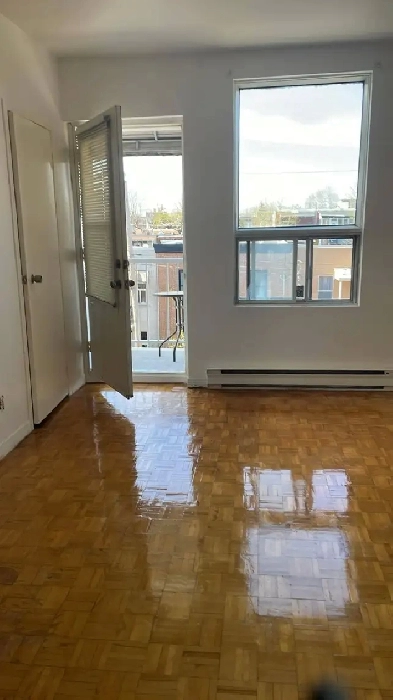 3 1/2 A LOUER AVEC ELECTROMENAGERS Image# 1