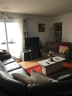 5 1/2 Brossard DISPO 31JUILLET 3-plex Bus REM Metro proxi Ponts Image# 3