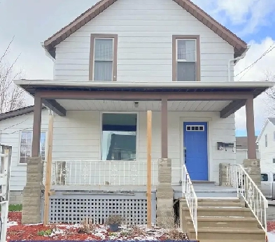 Charming 2 Bed / 1 Bat Apartment for Rent Image# 1