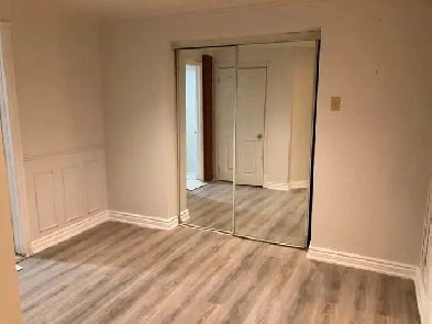 3 BEDROOM BASEMENT - ESTATE HOME - GORE & CASTLEMORE Image# 6