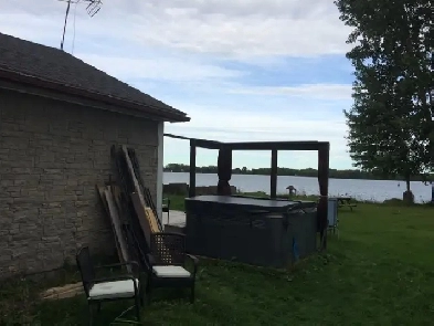 Maison a vendre bord de l'eau (  richelieu ) Image# 2