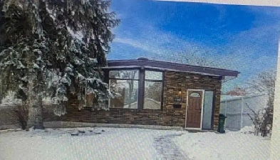3 BEDS, 2.5 BATH, 2 STOREY DUPLEX SINGLE GARAGE IN STONY PLAIN Image# 1