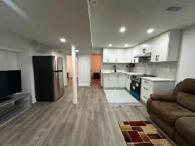 BRAND NEW 2 Bed   Den Furnished Basement with In-Suite W/D Image# 11