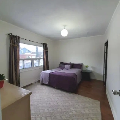 2 bedrooms house. main floor Image# 1