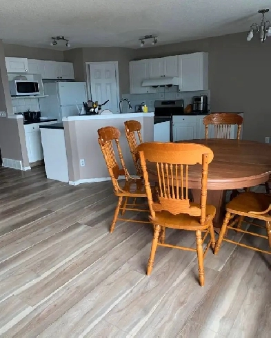 Private rooms for rent Image# 3