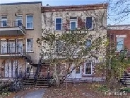 Mile-End, lumineux, 3e étage avec 3 chambres fermé Image# 6