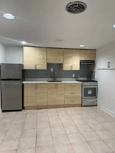 Basement Studio Apartment for rent, newly renovated! Image# 2