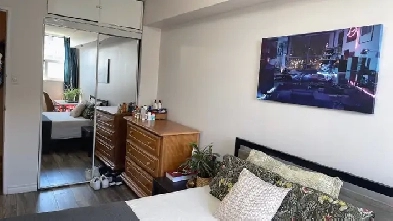 Room for Rent (FEMALE ONLY) Etobicoke Image# 7