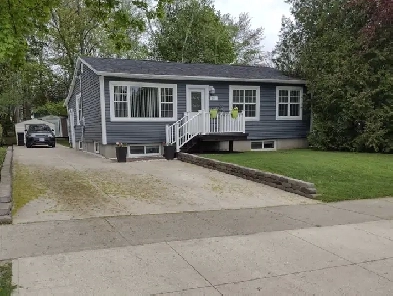 One Bedroom Apartment, Everything is Included. Image# 2