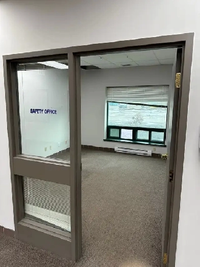 Repair Shop Facility for Lease Image# 1