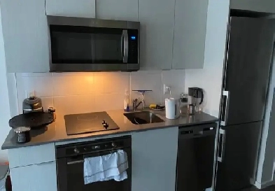 2 bedroom 1 bath apartment Image# 1