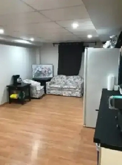 basement room for rent, beside UofM and many aminities Image# 1