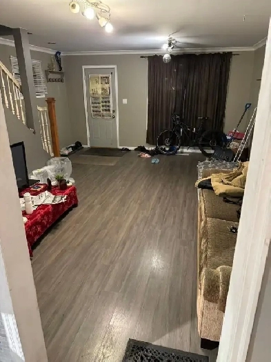 Room for rent sharing or private ($408 per person) Image# 1