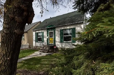 Investor Alert! Perfect For Airbnb, RF1 Zoning and 2 Kitchens! Image# 1