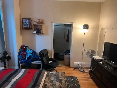 Bachelor apartment Brampton Image# 2
