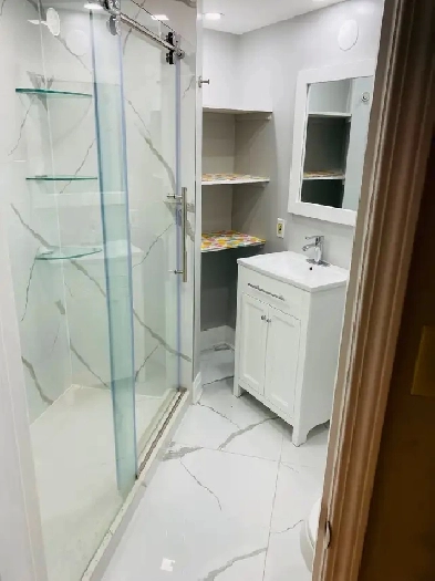1 bedroom available in 2 bedroom basement Image# 1