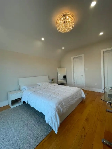 Spacious & Private Room for Rent - Ideal for Quiet Professional Image# 2