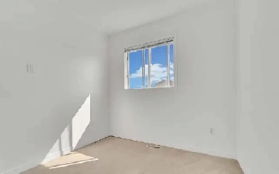 3 Bedroom House For Rent Near Torbram Rd & Bovaird Drive East Image# 1