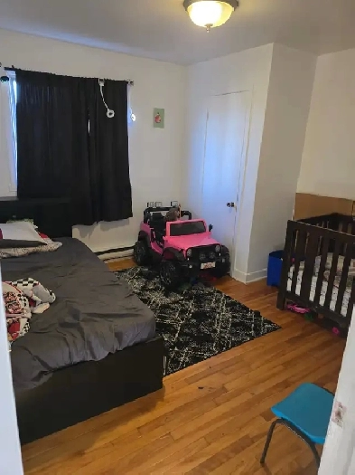 Logement 5 1/2, 3 chambres, non-meublé Image# 1