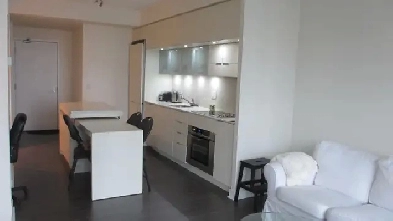 Rental 1 Bedroom  Parking Close to Yorkville Image# 1