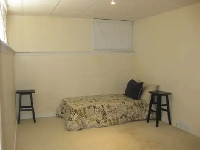 Fully furnished basement suites for $400 Image# 1