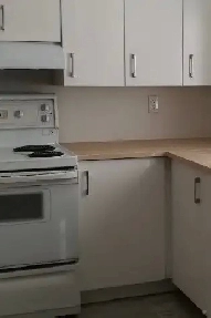 Bloor, Christie @ Ossington TTC, Room 2nd Flr Rent - 2Min to TTC Image# 1