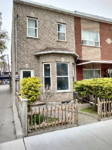 2 Bedroom Unit for Rent located in li Image# 2