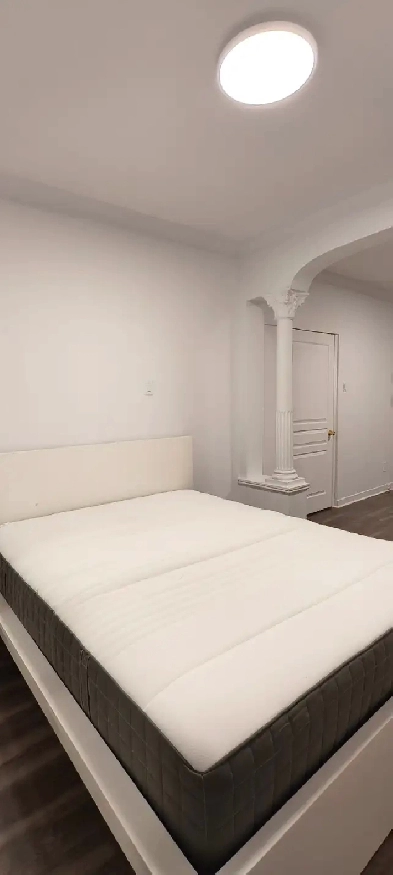 A nice new renovated room for rent Image# 6