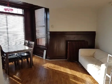 Toronto Bachelor Studio Apt for Rent Utility Inclusive Image# 3