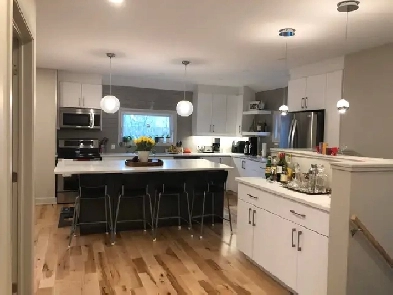 Beautiful Glebe 2  Den Image# 1